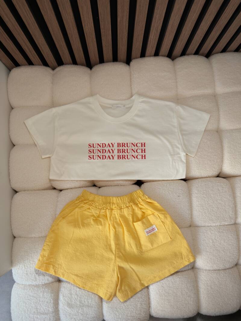 Brunch time tee white