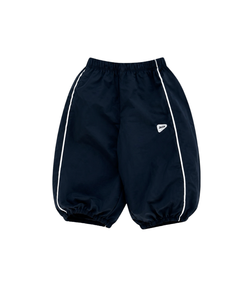 Parachute pants black